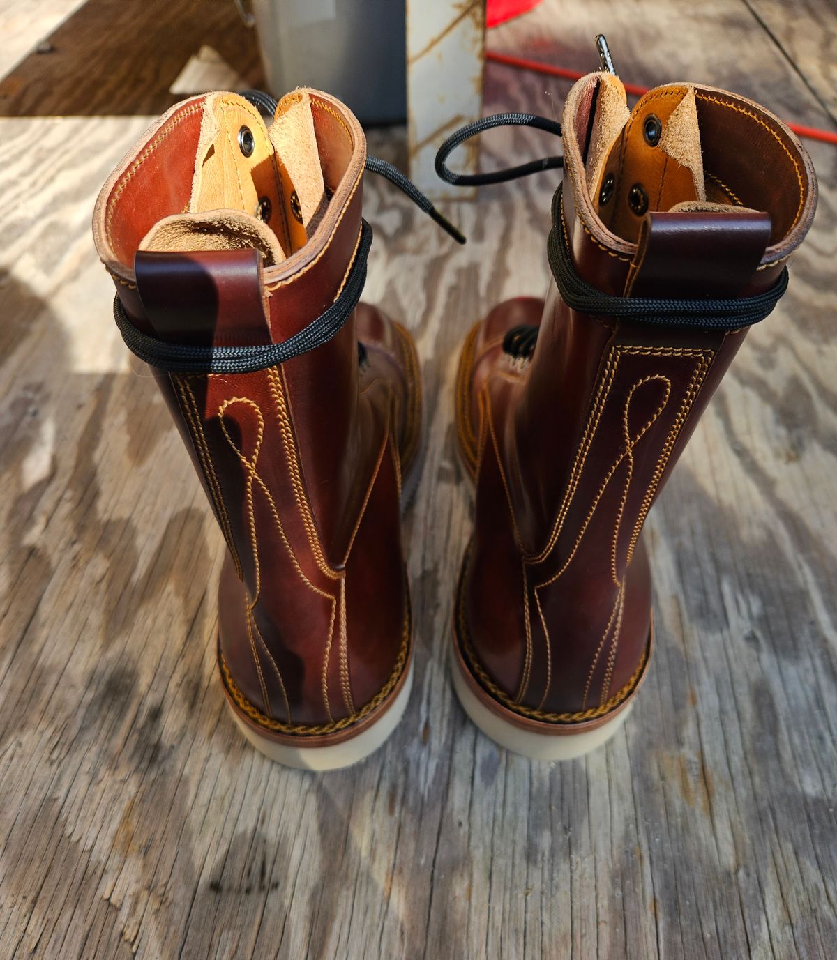 Photo by RaTiOnCrItOP on August 21, 2025 of the Caswell Boot Company Caswell x Fortis in Horween Garnet Shell Cordovan.