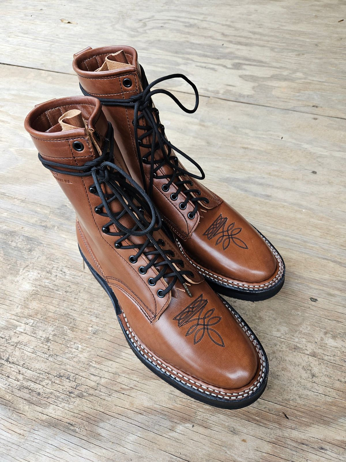 Photo by RaTiOnCrItOP on December 12, 2025 of the White's Bounty Hunter in Maryam Toscanello Horsebutt.