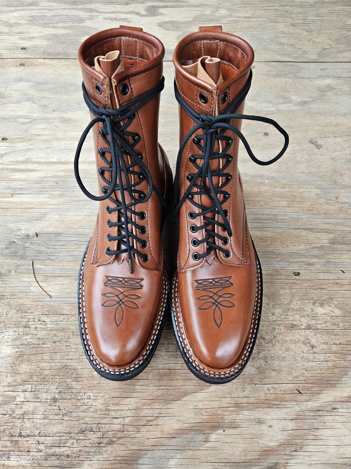 Photo by RaTiOnCrItOP on December 12, 2025 of the White's Bounty Hunter in Maryam Toscanello Horsebutt.