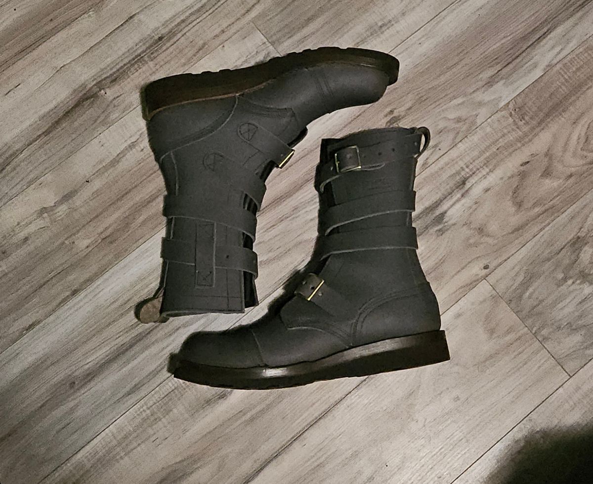 Photo by RaTiOnCrItOP on January 24, 2025 of the Nicks TankerPro in Ash Grey.