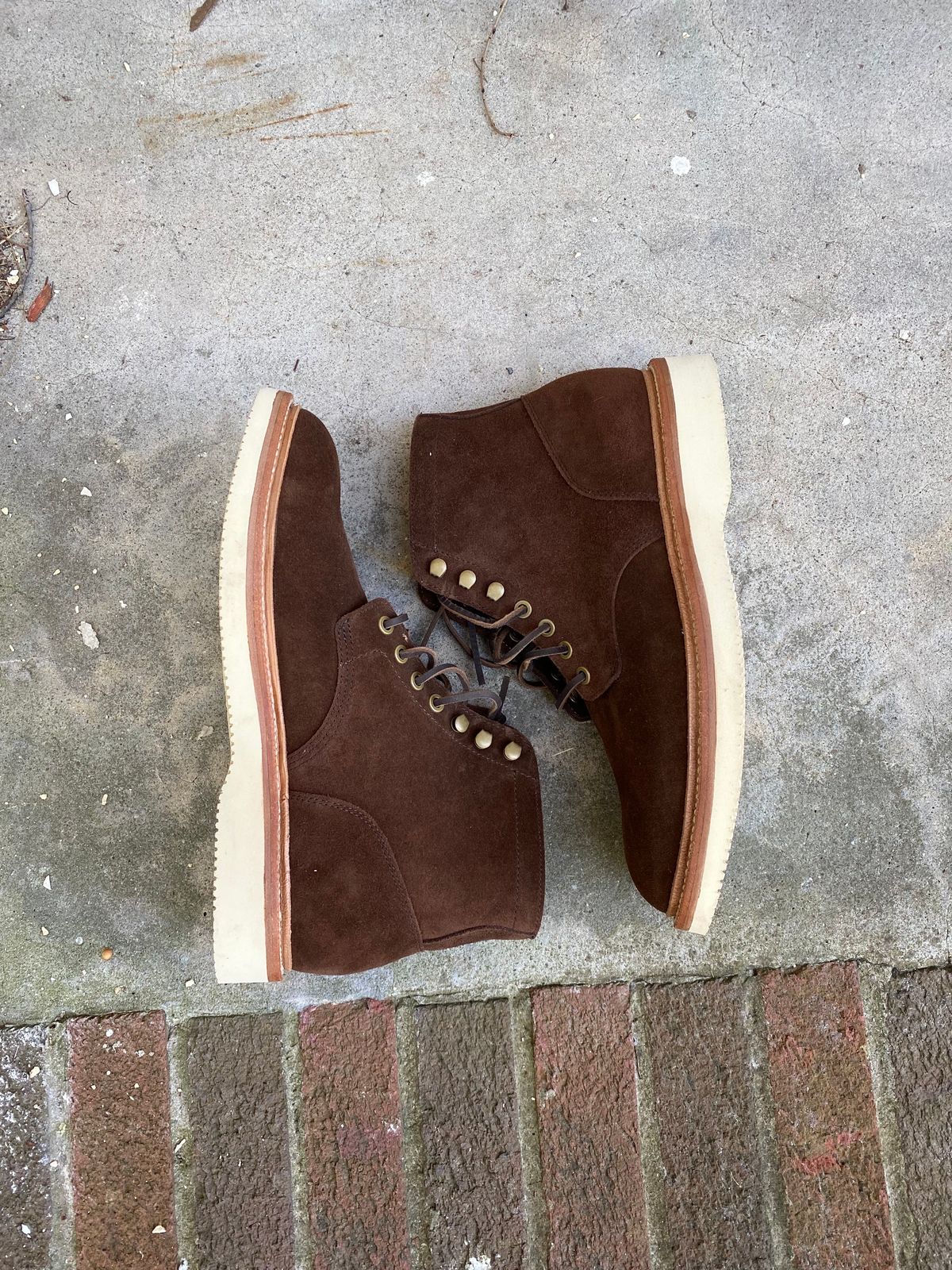Photo by MaxPower on October 4, 2023 of the Grant Stone Diesel Boot in C.F. Stead Coffee Repello Calf Suede.