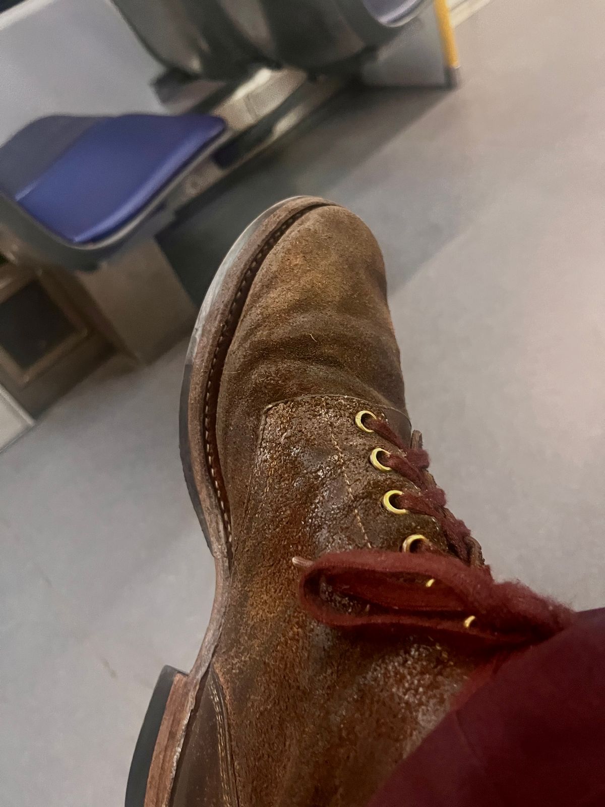 Photo by Momo on April 3, 2025 of the Akito Boondockers in Unknown Leather.