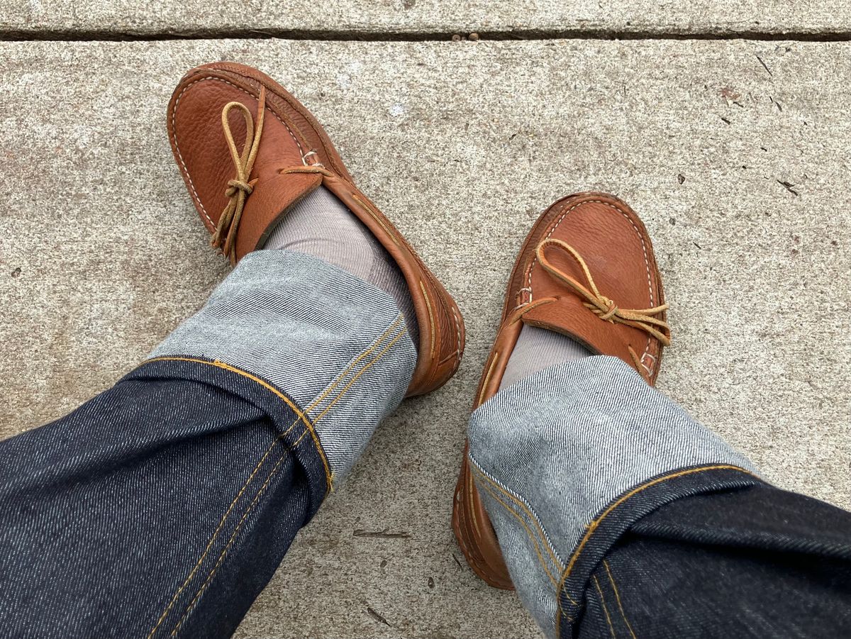 Photo by jbyer111 on December 7, 2024 of the Town View Ole Maine Comfort Classic Double Sole Moccasin in Unknown Top Grain Bullhide & Unknown Deerskin Lining.