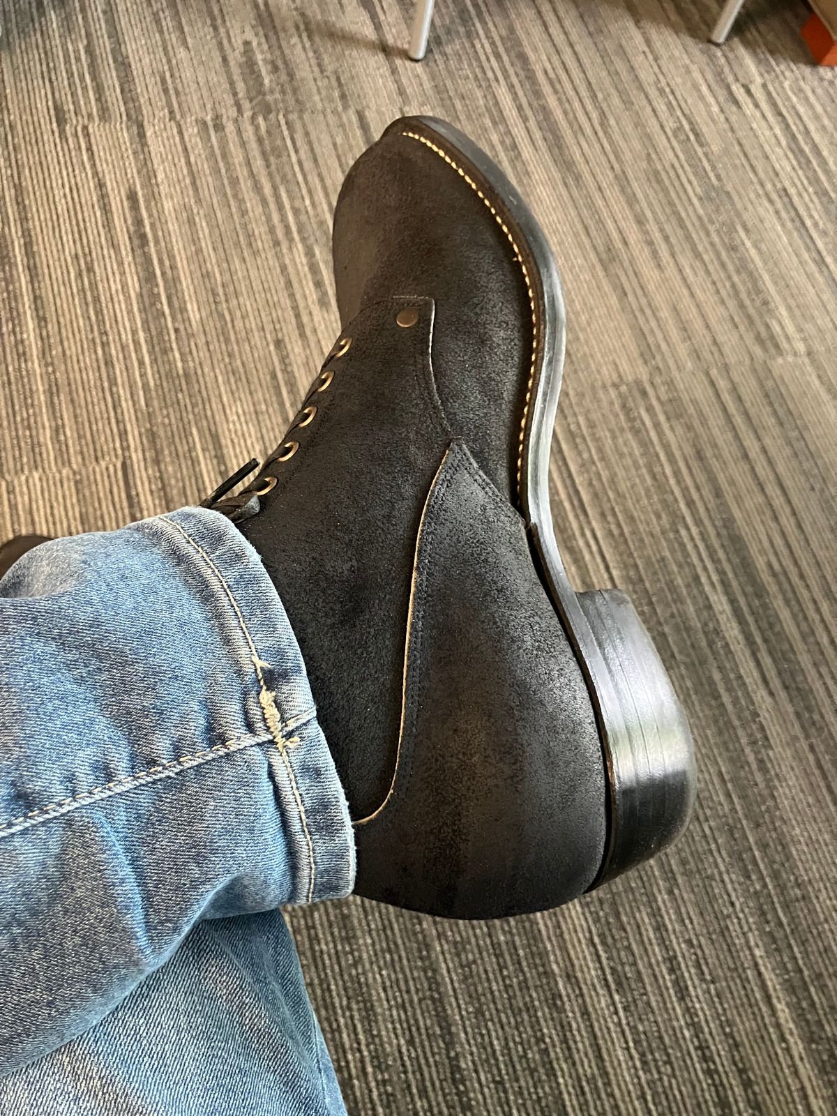 Photo by jbyer111 on May 7, 2025 of the NF Bootmaker Fritz Boot in Horween Navy Chamois Roughout.