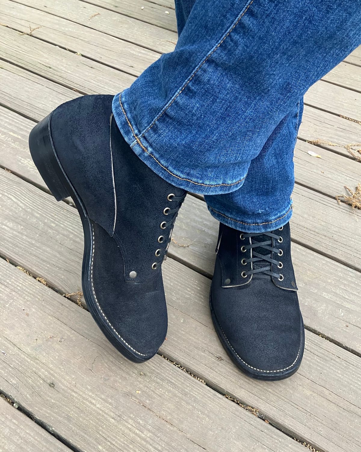 Photo by jbyer111 on April 17, 2026 of the NF Bootmaker Fritz Boot in Horween Navy Chamois Roughout.