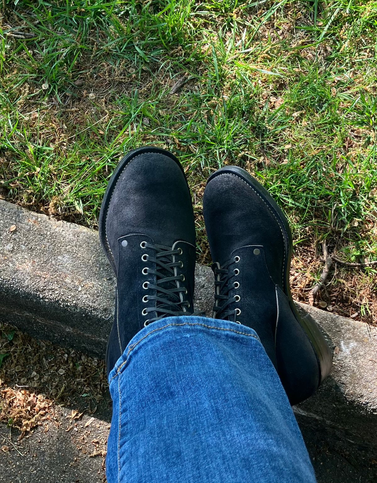 Photo by jbyer111 on April 23, 2026 of the NF Bootmaker Fritz Boot in Horween Navy Chamois Roughout.