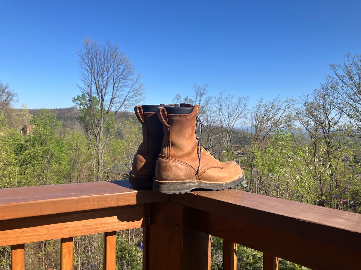 Photo by jbyer111 on April 16, 2025 of the Nicks Ridgeline Hiking Boot in Seidel WeatherShield Brown.
