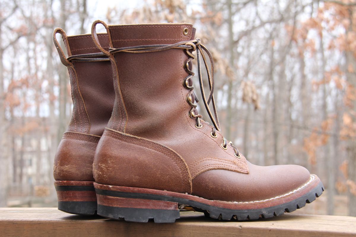 Photo by jbyer111 on January 2, 2023 of the Nicks Urban Logger in Horween Natural Waxed Flesh.