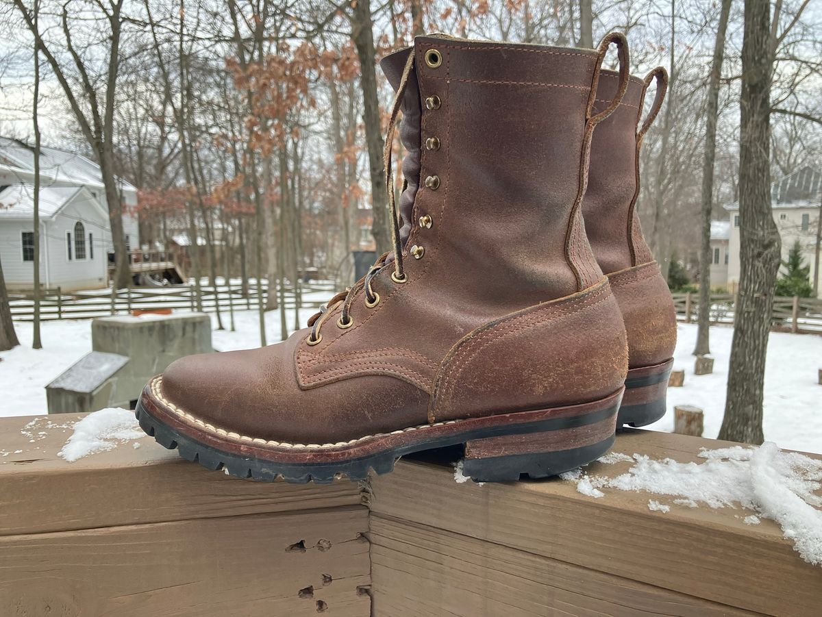 Photo by jbyer111 on January 17, 2025 of the Nicks Urban Logger in Horween Natural Waxed Flesh.