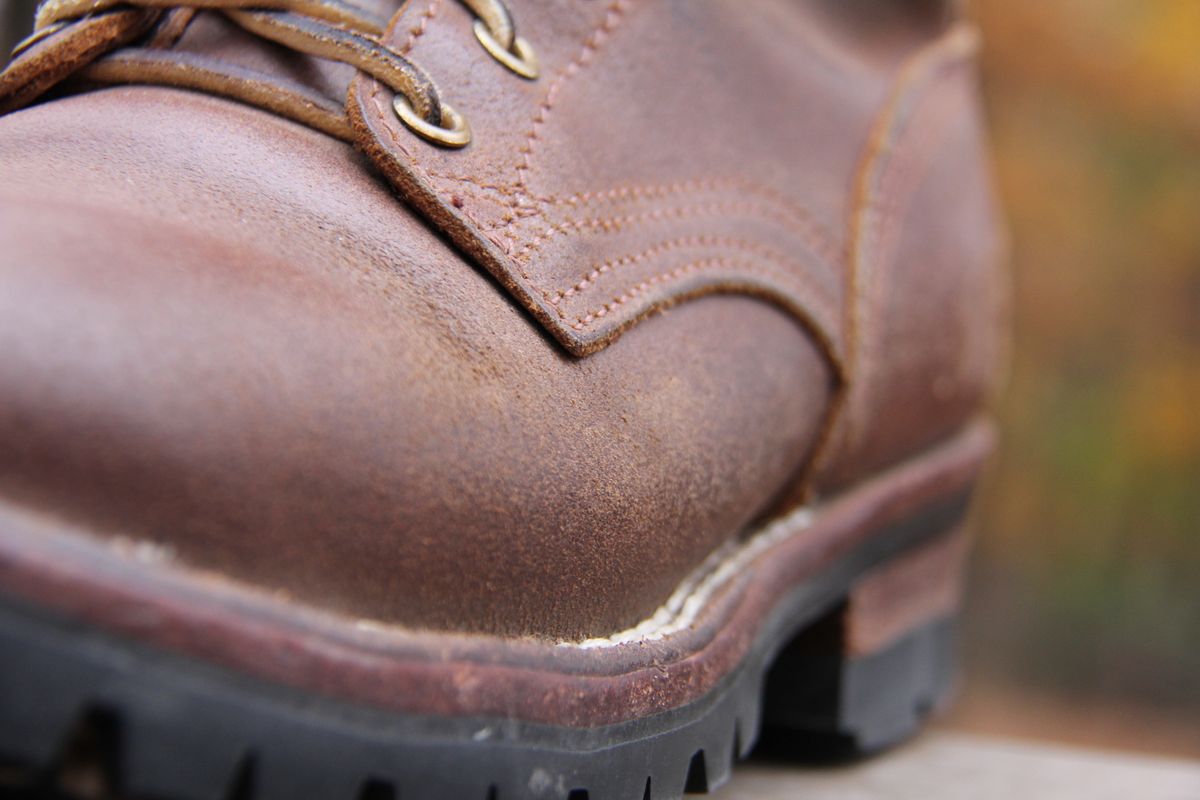 Photo by jbyer111 on November 3, 2025 of the Nicks Urban Logger in Horween Natural Waxed Flesh.