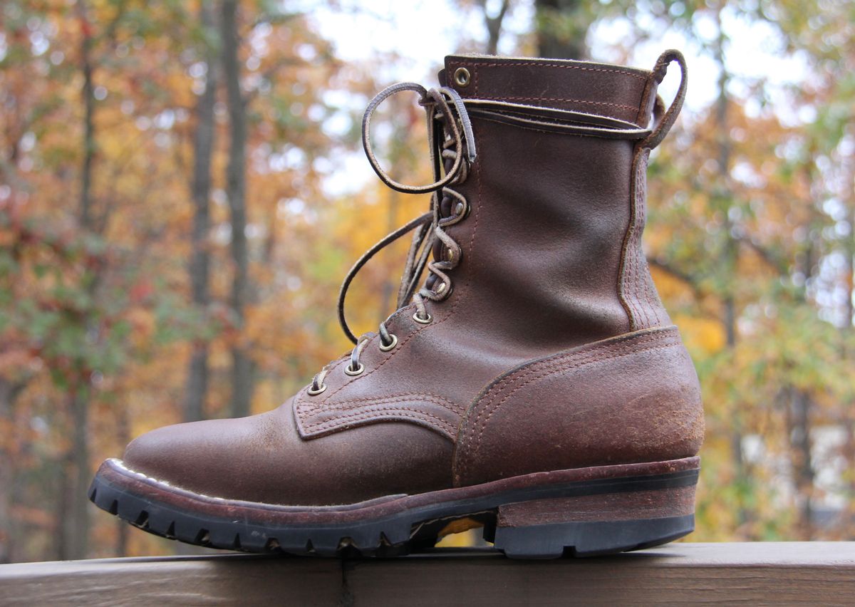 Photo by jbyer111 on November 3, 2025 of the Nicks Urban Logger in Horween Natural Waxed Flesh.