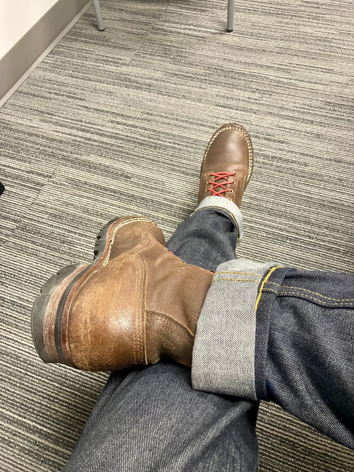 Photo by jbyer111 on December 12, 2025 of the Nicks Urban Logger in Horween Natural Waxed Flesh.