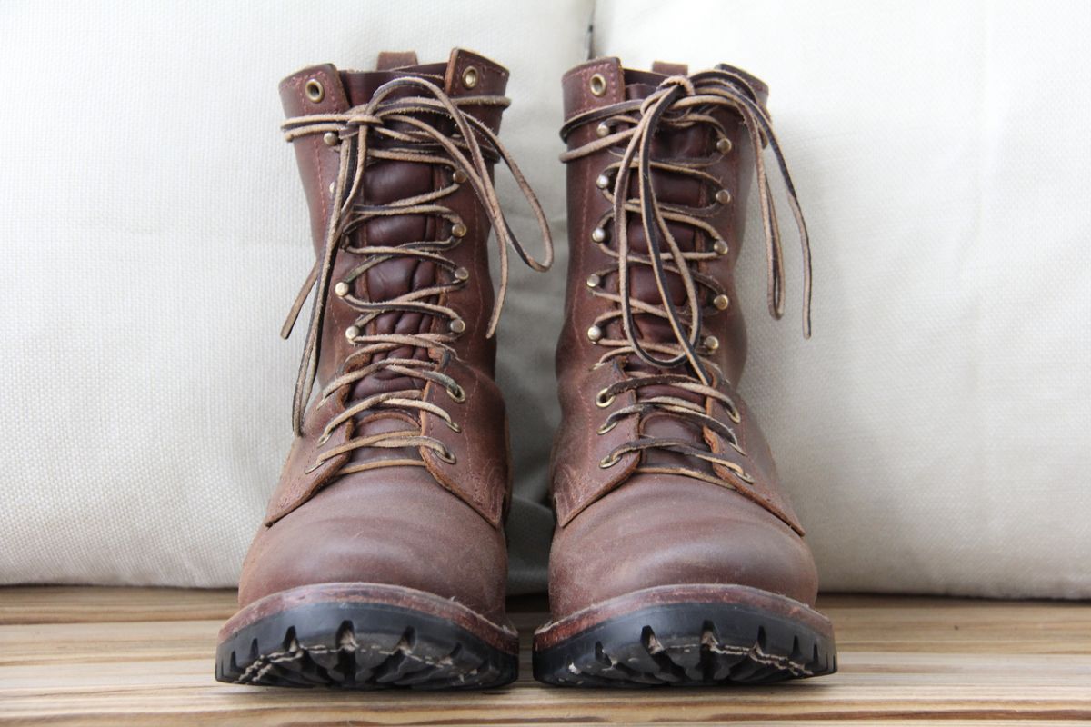 Photo by jbyer111 on February 6, 2026 of the Nicks Urban Logger in Horween Natural Waxed Flesh.