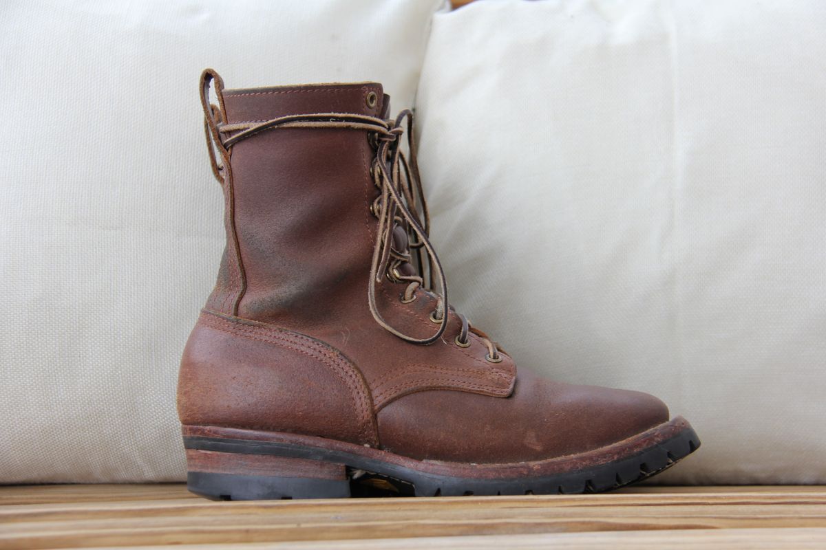 Photo by jbyer111 on February 6, 2026 of the Nicks Urban Logger in Horween Natural Waxed Flesh.