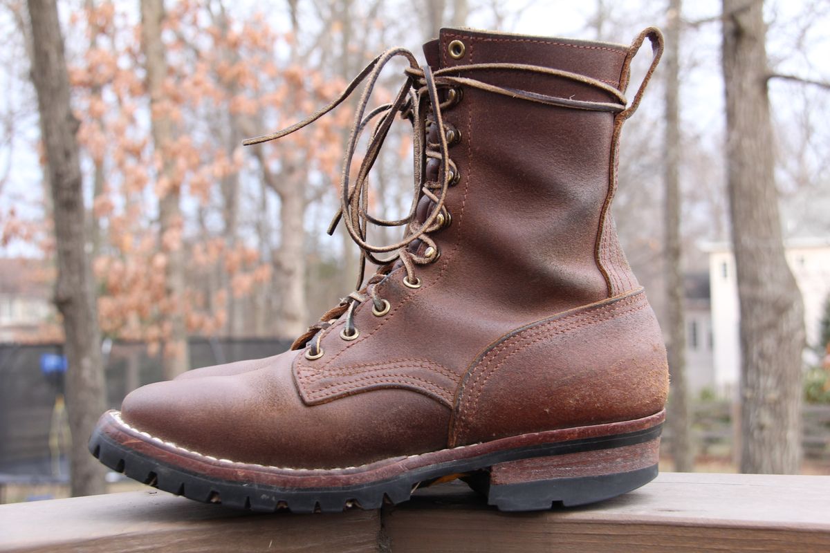 Photo by jbyer111 on March 3, 2026 of the Nicks Urban Logger in Horween Natural Waxed Flesh.