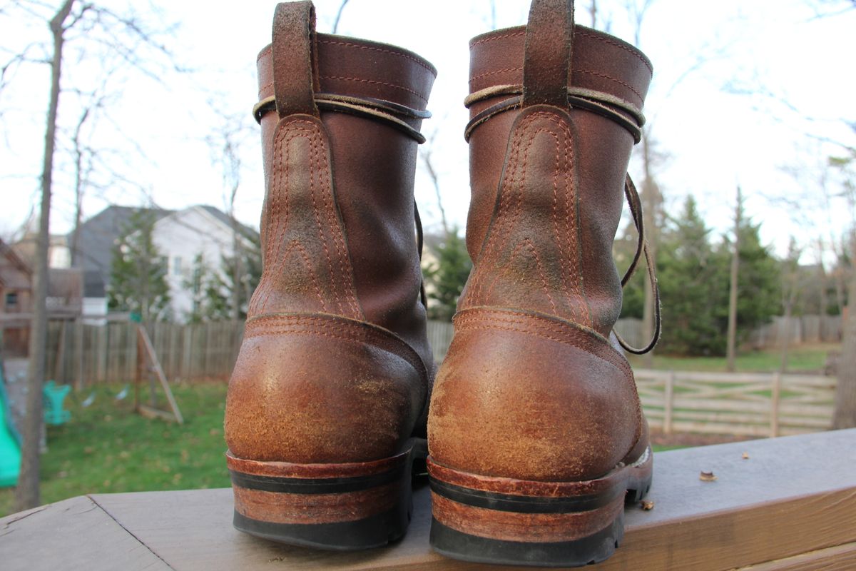 Photo by jbyer111 on March 21, 2026 of the Nicks Urban Logger in Horween Natural Waxed Flesh.