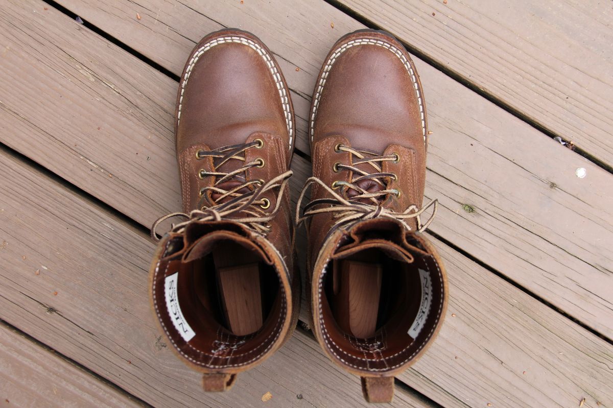 Photo by jbyer111 on April 2, 2026 of the Nicks Urban Logger in Horween Natural Waxed Flesh.