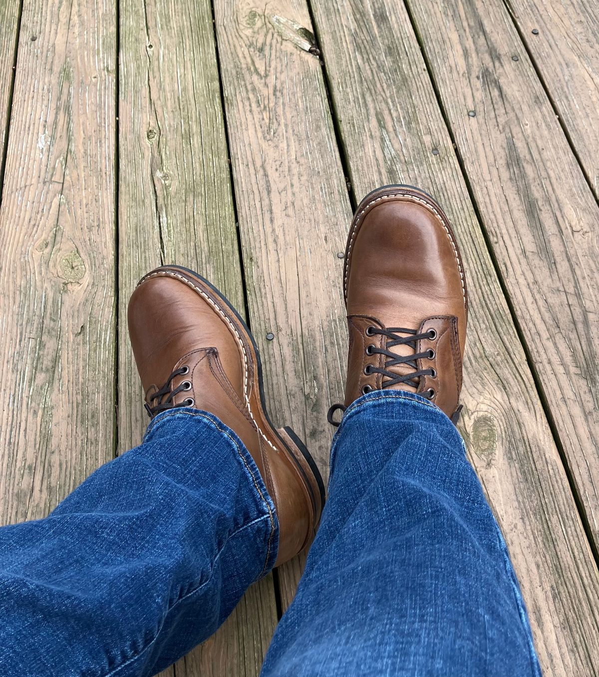 Photo by jbyer111 on March 18, 2024 of the White's Bounty Hunter in Horween Natural Chromexcel.