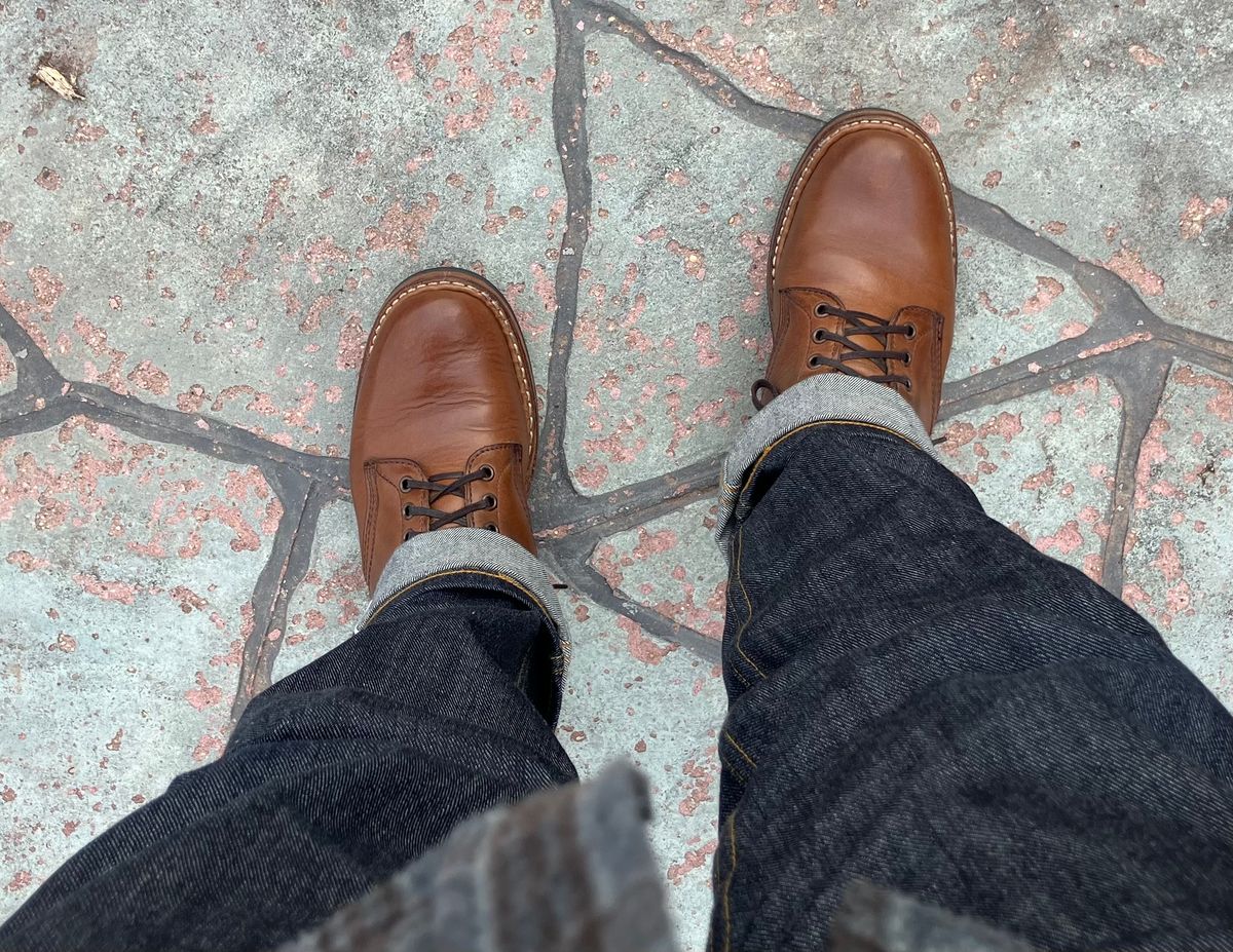 Photo by jbyer111 on February 10, 2025 of the White's Bounty Hunter in Horween Natural Chromexcel.