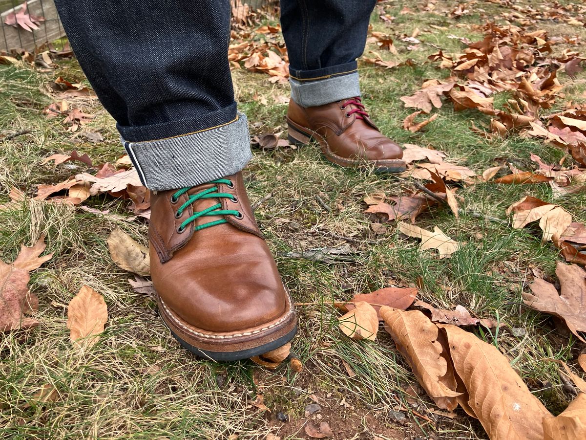 Photo by jbyer111 on December 8, 2025 of the White's Bounty Hunter in Horween Natural Chromexcel.