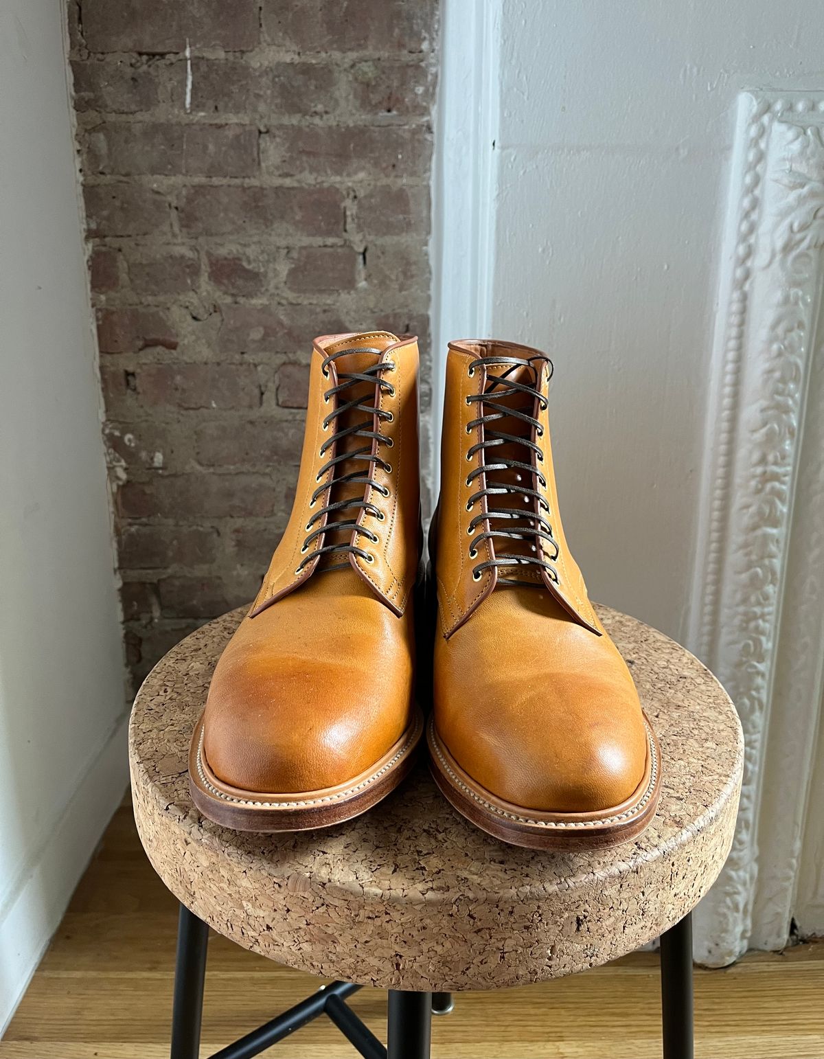 Photo by tbriggscook on October 5, 2022 of the Viberg Officer Boot in Shinki Camel Latigo Horsehide.