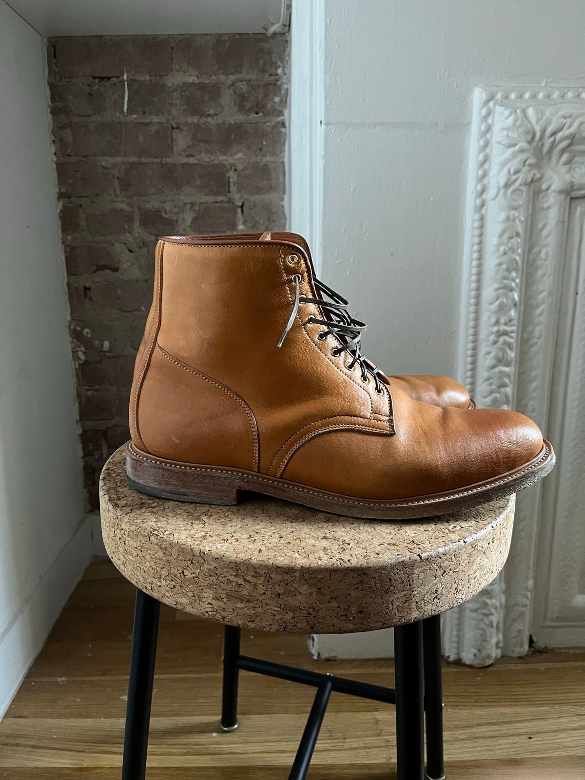 Photo by tbriggscook on November 2, 2022 of the Viberg Officer Boot in Shinki Camel Latigo Horsehide.