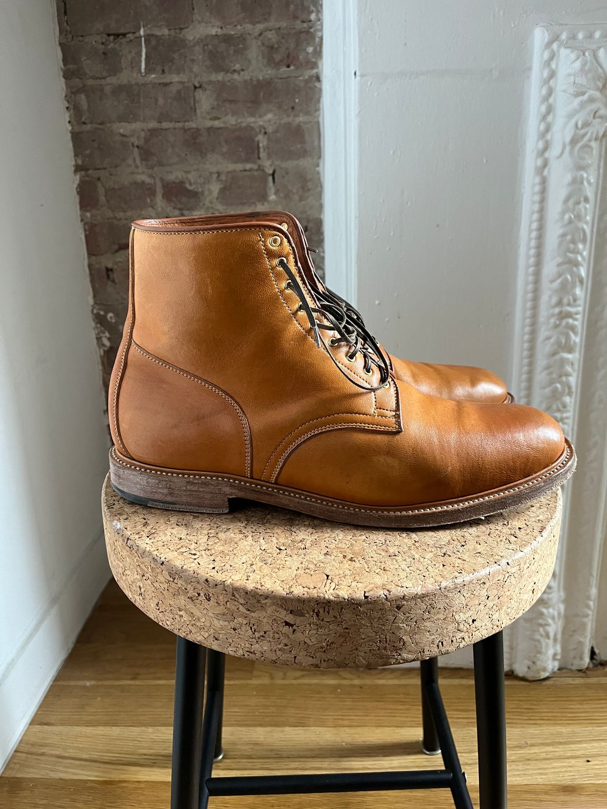 Photo by tbriggscook on January 4, 2023 of the Viberg Officer Boot in Shinki Camel Latigo Horsehide.
