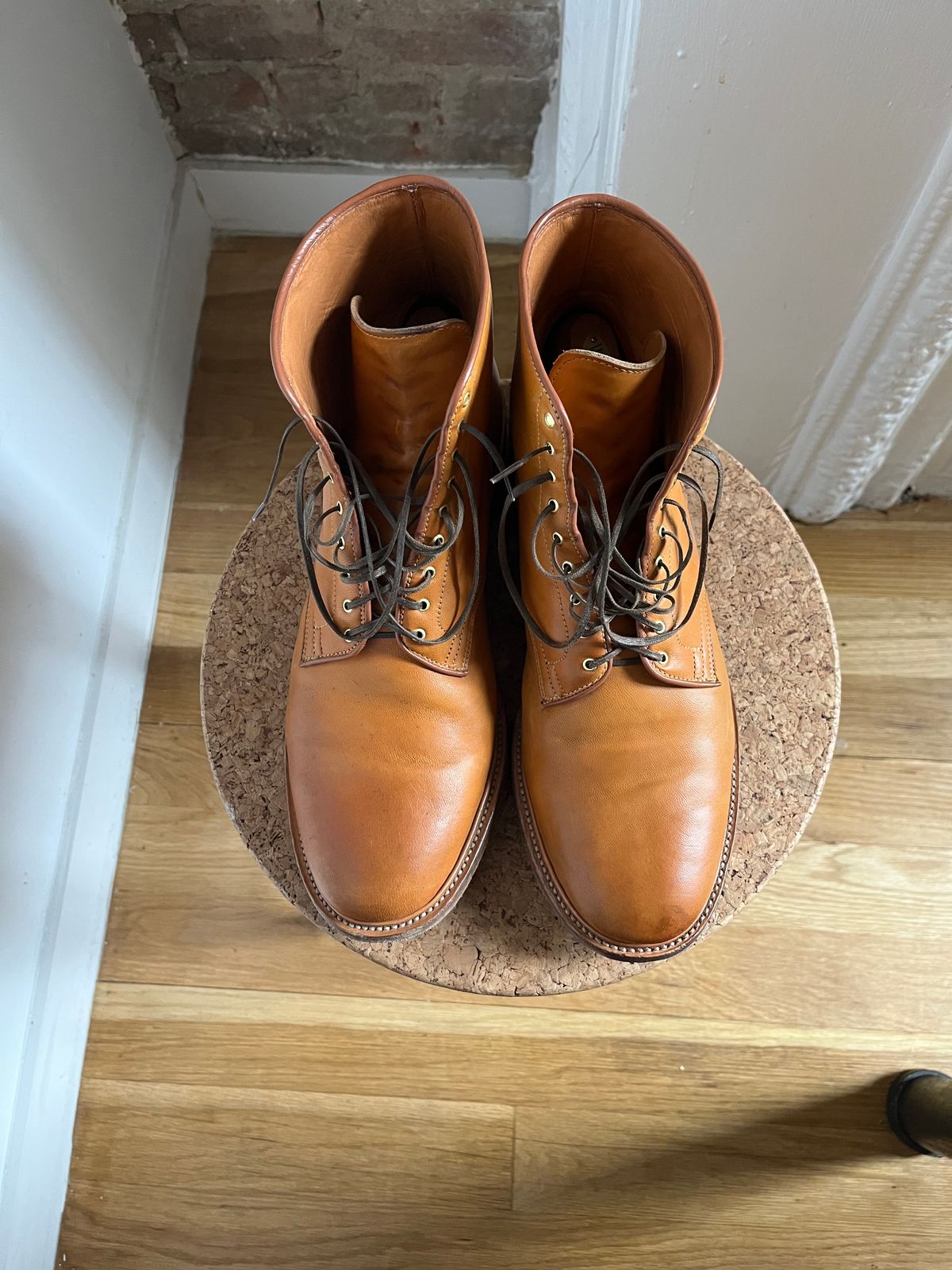 Photo by tbriggscook on January 4, 2023 of the Viberg Officer Boot in Shinki Camel Latigo Horsehide.
