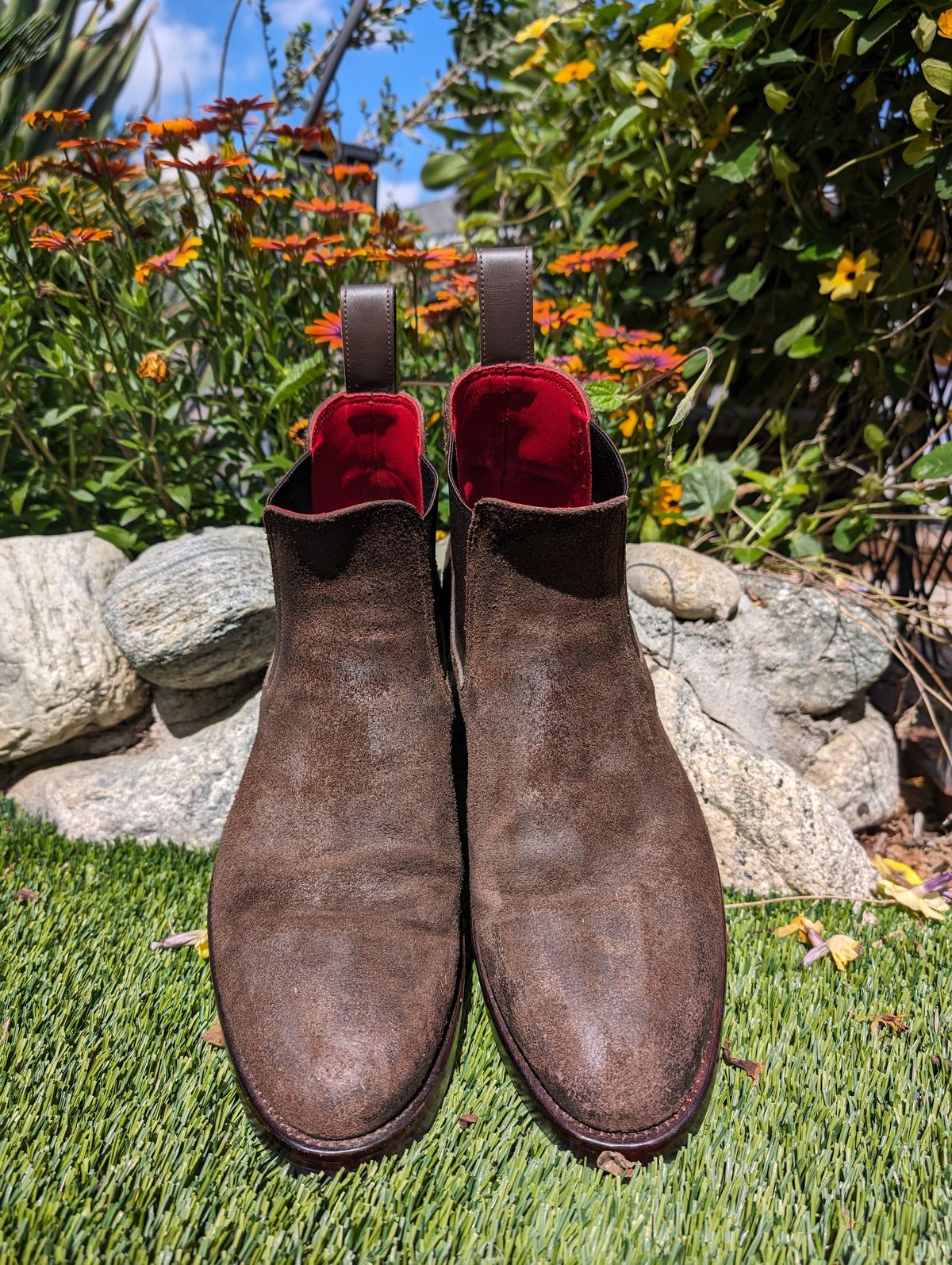 Photo by Dodgers78 on March 4, 2024 of the Benzein The Seventh Chelsea Boot in Indonesian Dark Brown Waxed Flesh.
