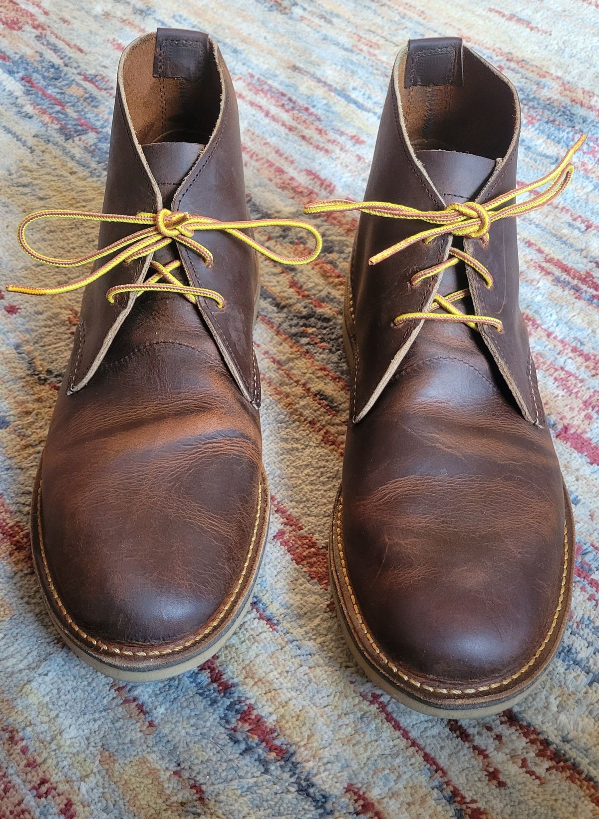 Photo by Dodgers78 on November 13, 2022 of the Red Wing Weekender Chukka in Unlisted Leather.
