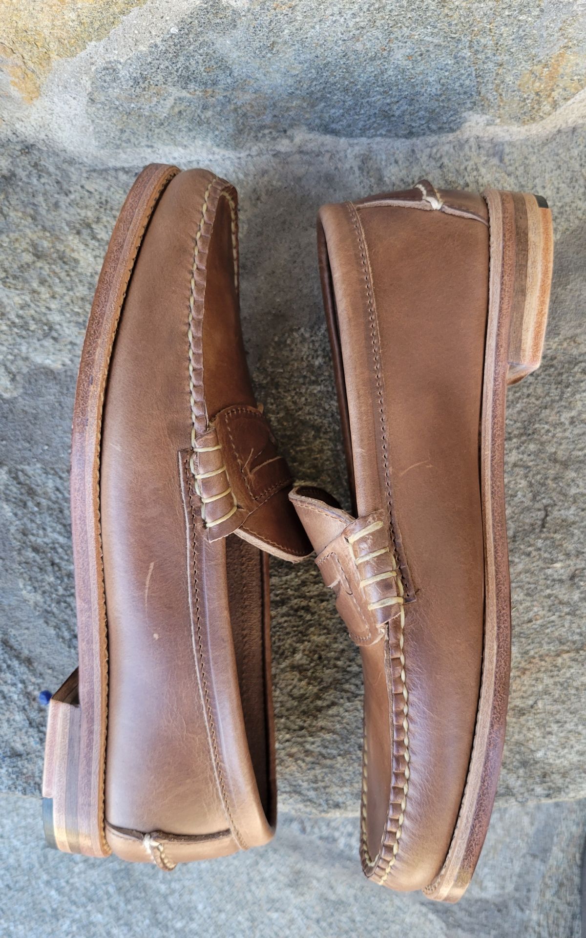 Photo by Dodgers78 on October 4, 2023 of the Rancourt & Co. Beefroll Penny Loafers in Horween Natural Chromexcel.