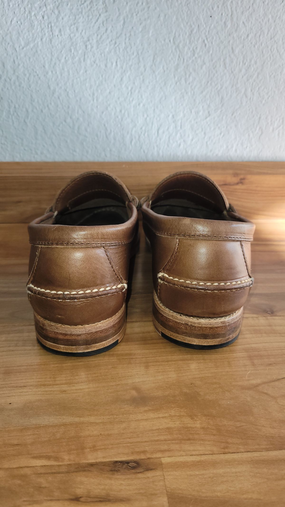 Photo by Dodgers78 on November 5, 2023 of the Rancourt & Co. Beefroll Penny Loafers in Horween Natural Chromexcel.
