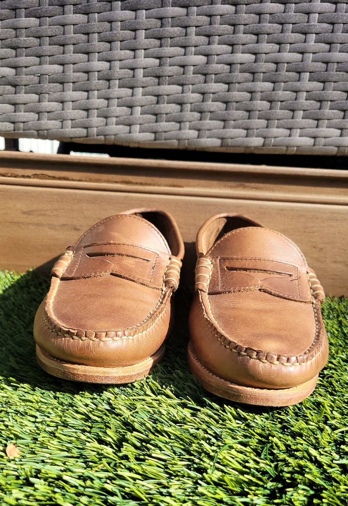Photo by Dodgers78 on December 4, 2023 of the Rancourt & Co. Beefroll Penny Loafers in Horween Natural Chromexcel.