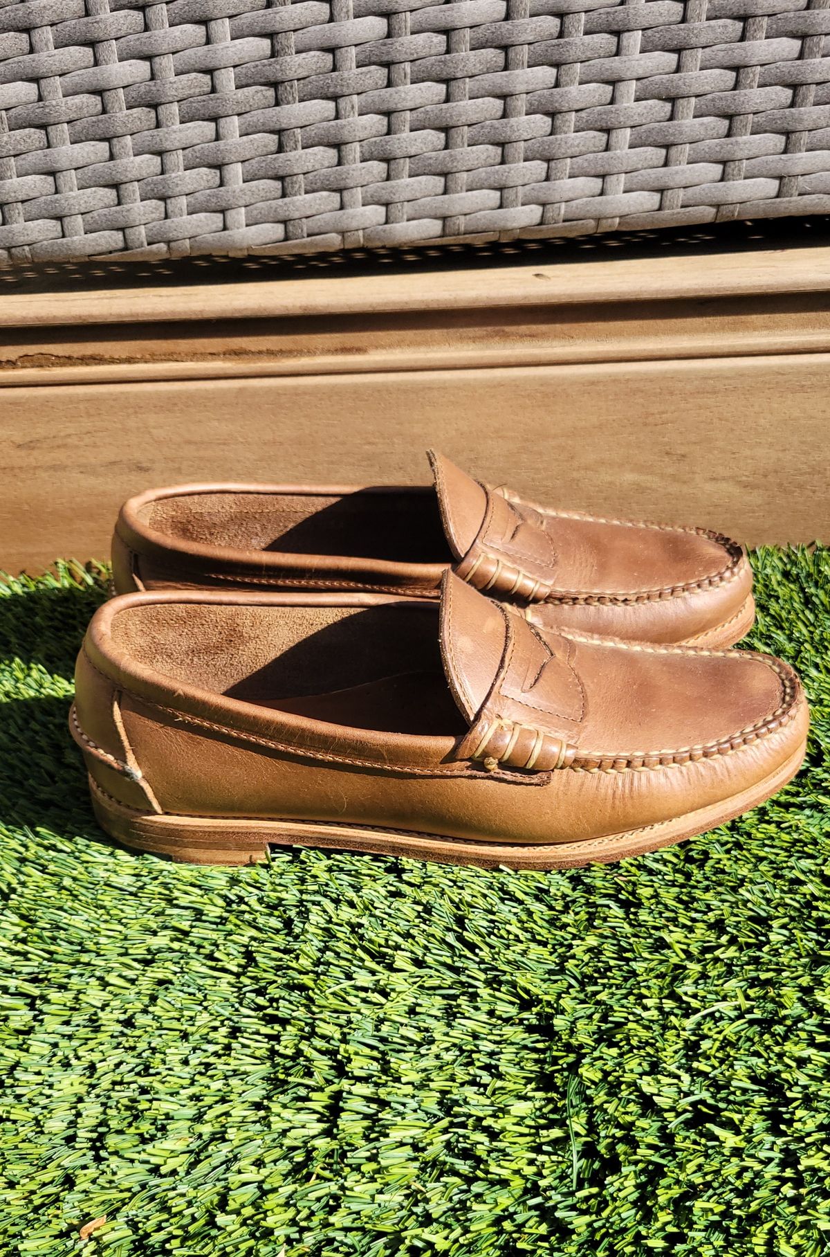 Photo by Dodgers78 on December 4, 2023 of the Rancourt & Co. Beefroll Penny Loafers in Horween Natural Chromexcel.