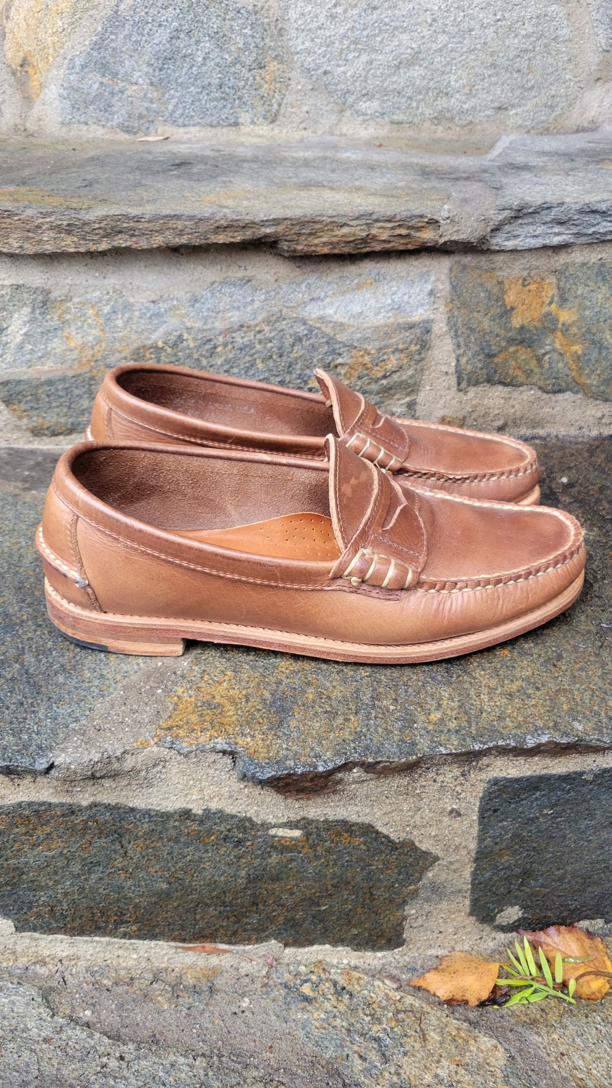 Photo by Dodgers78 on February 6, 2024 of the Rancourt & Co. Beefroll Penny Loafers in Horween Natural Chromexcel.