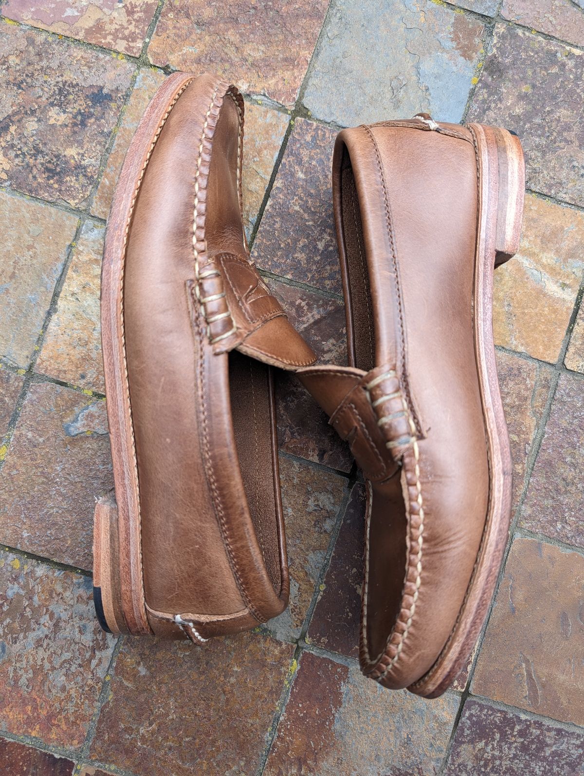 Photo by Dodgers78 on April 5, 2024 of the Rancourt & Co. Beefroll Penny Loafers in Horween Natural Chromexcel.