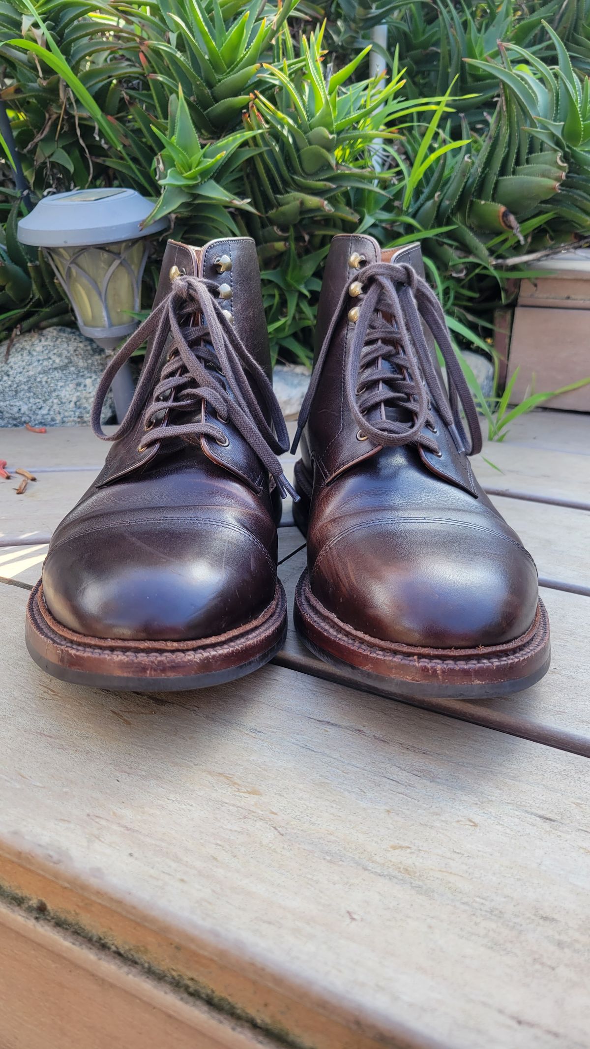 Photo by Dodgers78 on February 3, 2023 of the Grant Stone Cap Toe Boot in Unlisted Leather.
