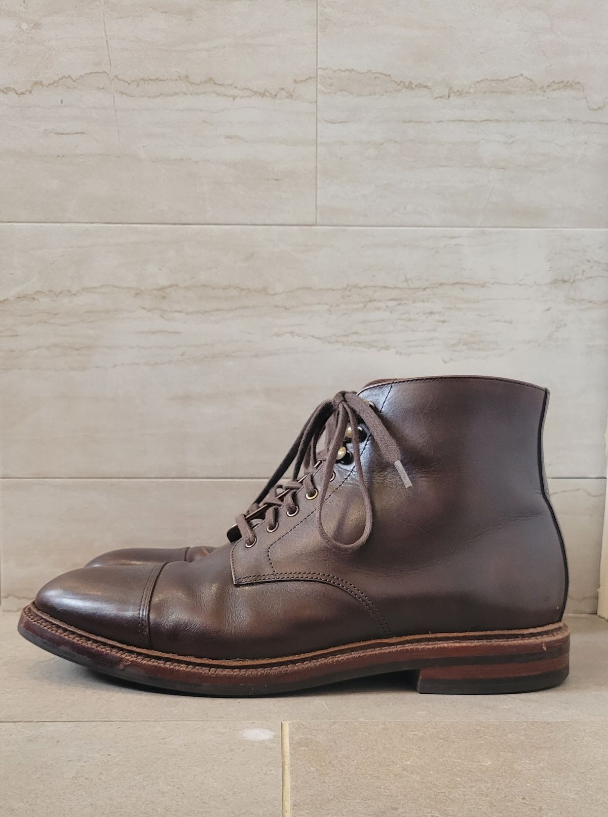 Photo by Dodgers78 on March 4, 2023 of the Grant Stone Cap Toe Boot in Unlisted Leather.