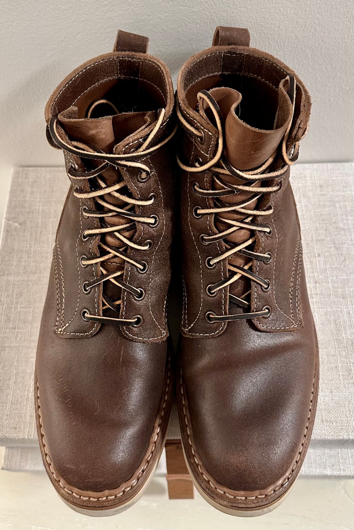 Photo by shanesboots on November 5, 2022 of the White's 350 Cruiser in Horween Natural Chromexcel Roughout.