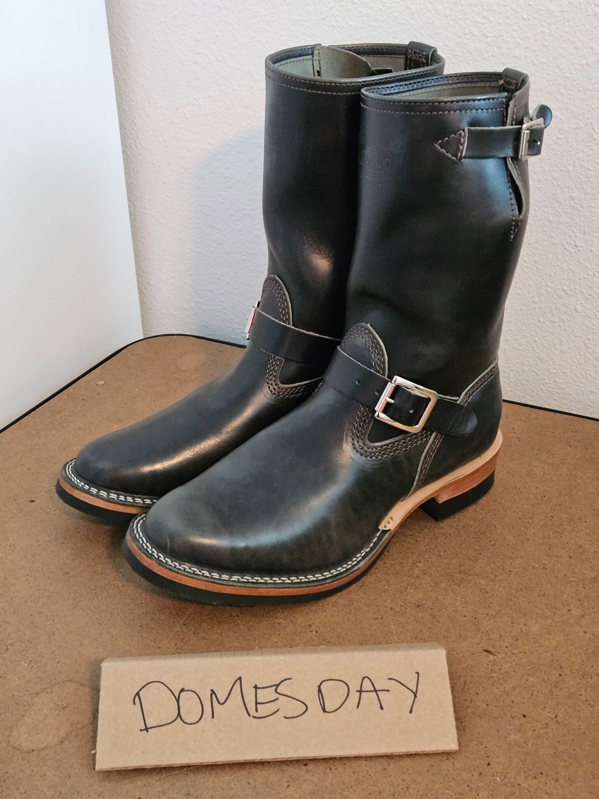 Photo by aDogNamedMerle on October 15, 2024 of the Wesco Mister Lou in Maryam Petrolio Waxed Black Horsehide.