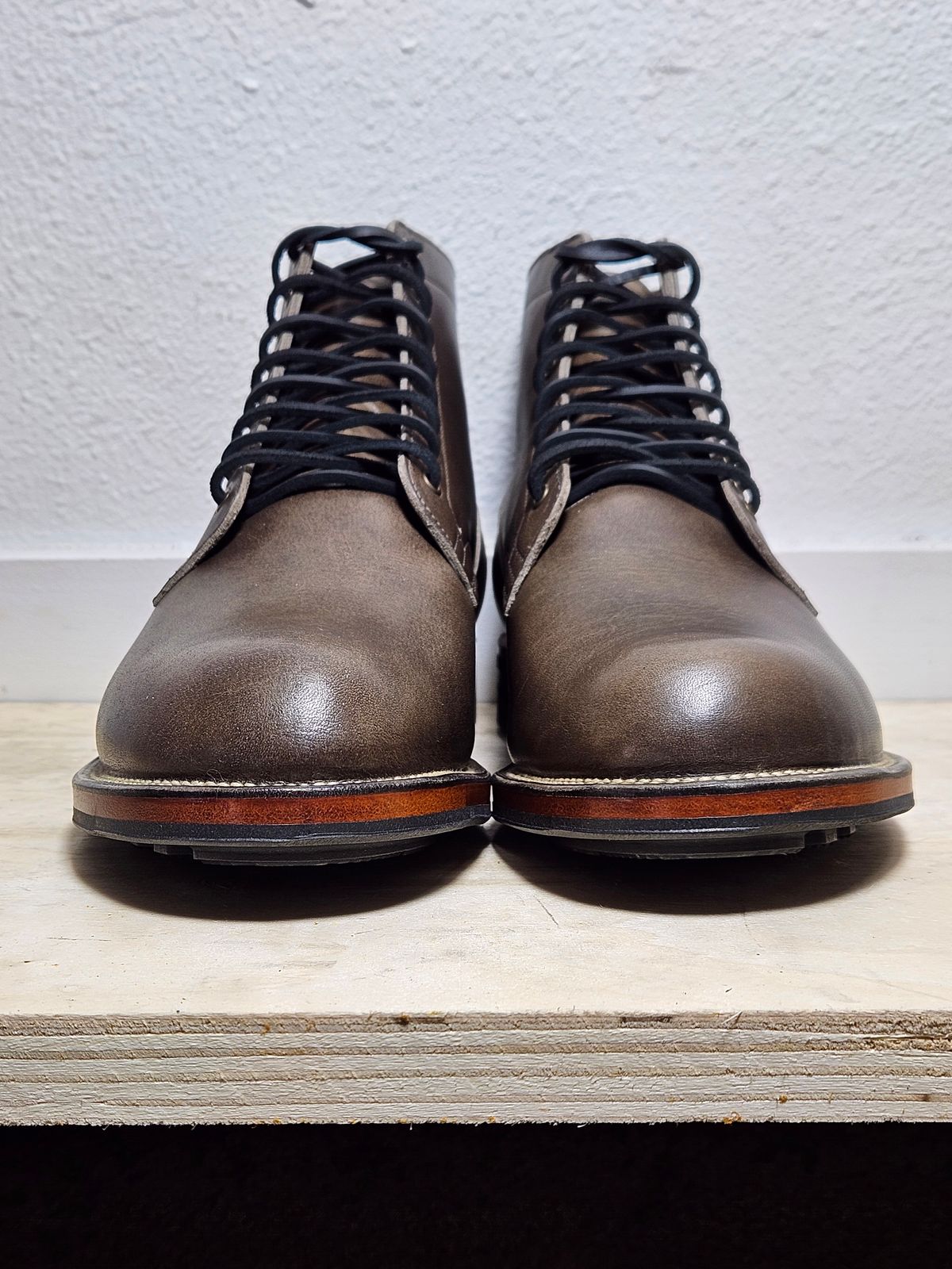 Photo by aDogNamedMerle on October 2, 2023 of the Viberg Service Boot in C.F. Stead Classic Grey Oiled Culatta.