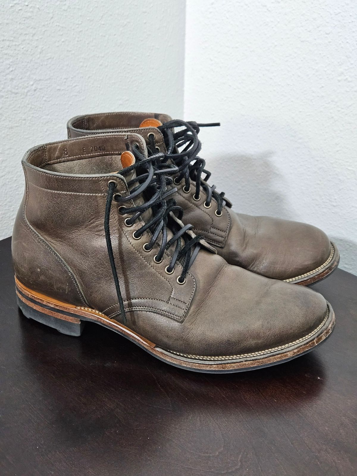 Photo by aDogNamedMerle on January 4, 2024 of the Viberg Service Boot in C.F. Stead Classic Grey Oiled Culatta.