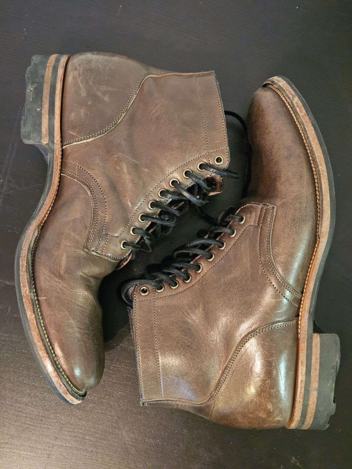 Photo by aDogNamedMerle on February 6, 2024 of the Viberg Service Boot in C.F. Stead Classic Grey Oiled Culatta.