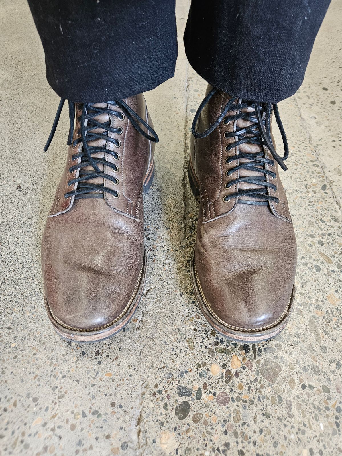 Photo by aDogNamedMerle on March 8, 2024 of the Viberg Service Boot in C.F. Stead Classic Grey Oiled Culatta.