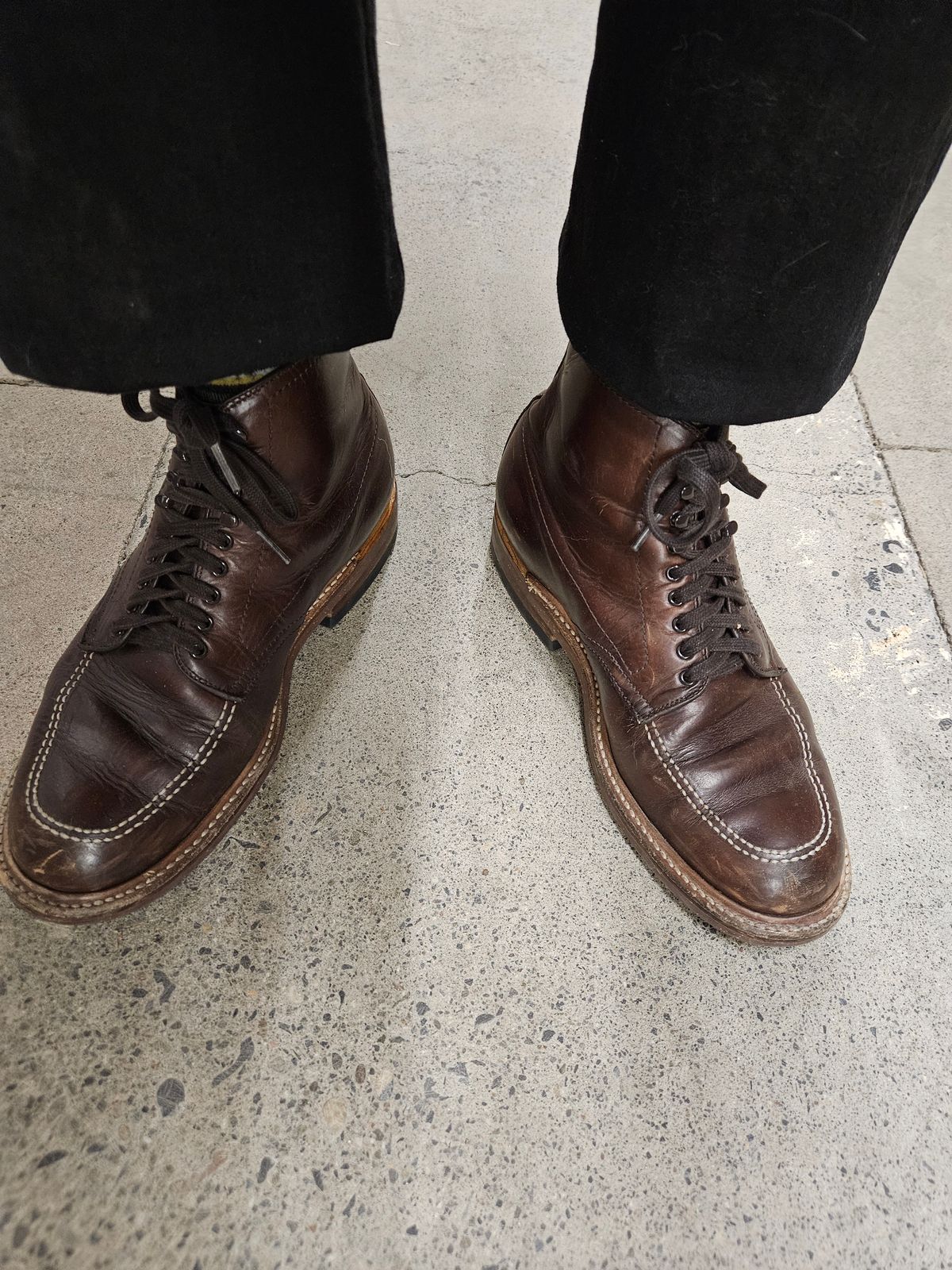 Photo by aDogNamedMerle on April 18, 2024 of the Alden Indy Boot in Horween Brown Chromexcel.