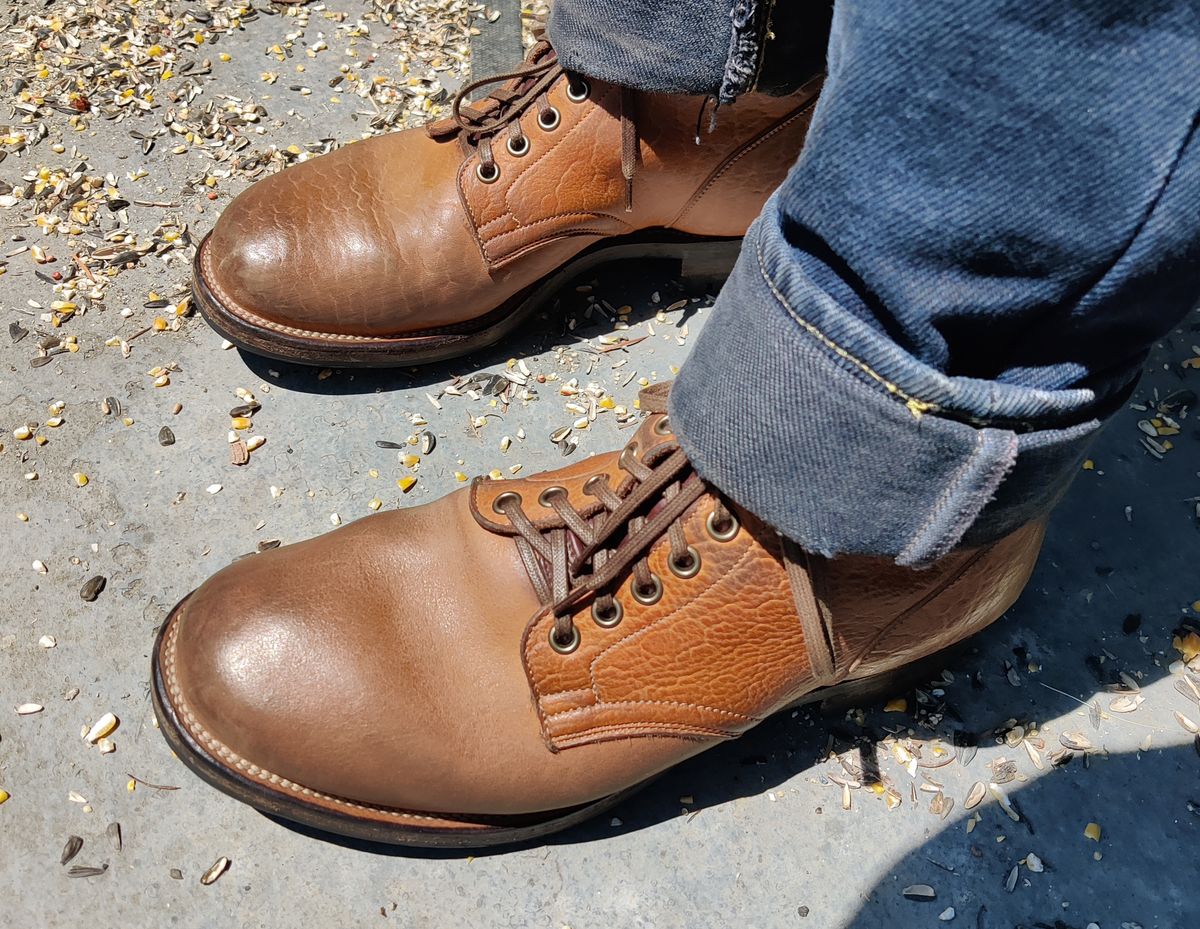 Photo by aDogNamedMerle on May 25, 2023 of the Viberg Service Boot in Shinki Cognac Shrunken Horsebutt.