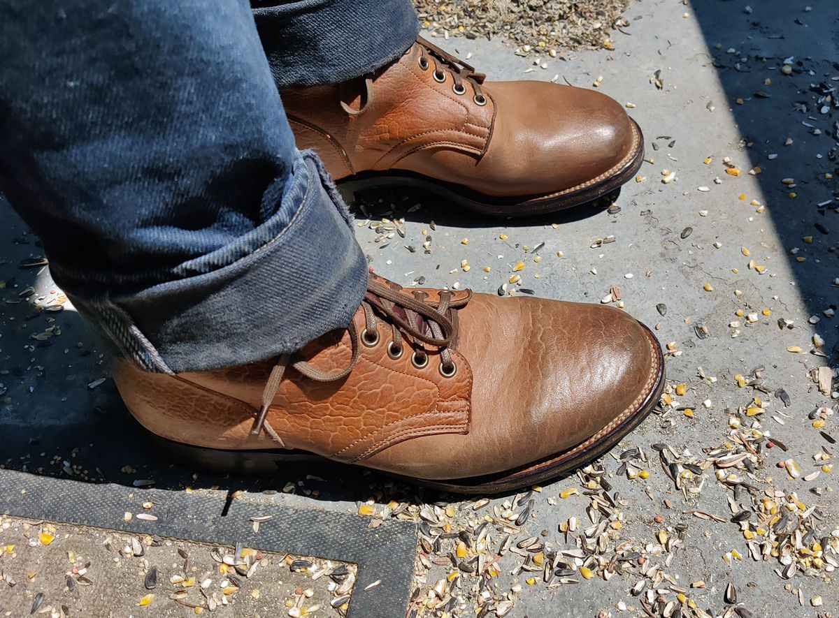 Photo by aDogNamedMerle on May 25, 2023 of the Viberg Service Boot in Shinki Cognac Shrunken Horsebutt.