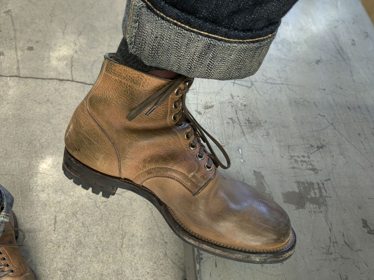 Photo by aDogNamedMerle on July 30, 2023 of the Viberg Service Boot in Shinki Cognac Shrunken Horsebutt.