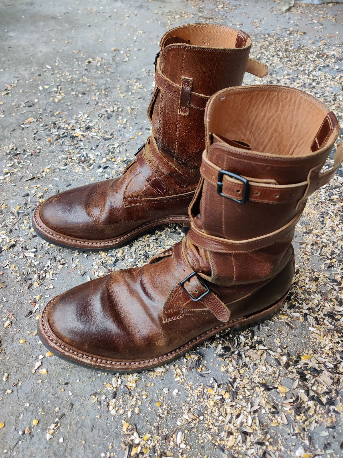 Photo by aDogNamedMerle on July 10, 2023 of the Eastman Leather Tanker Boots in Horween Havana Burnished Roughout.