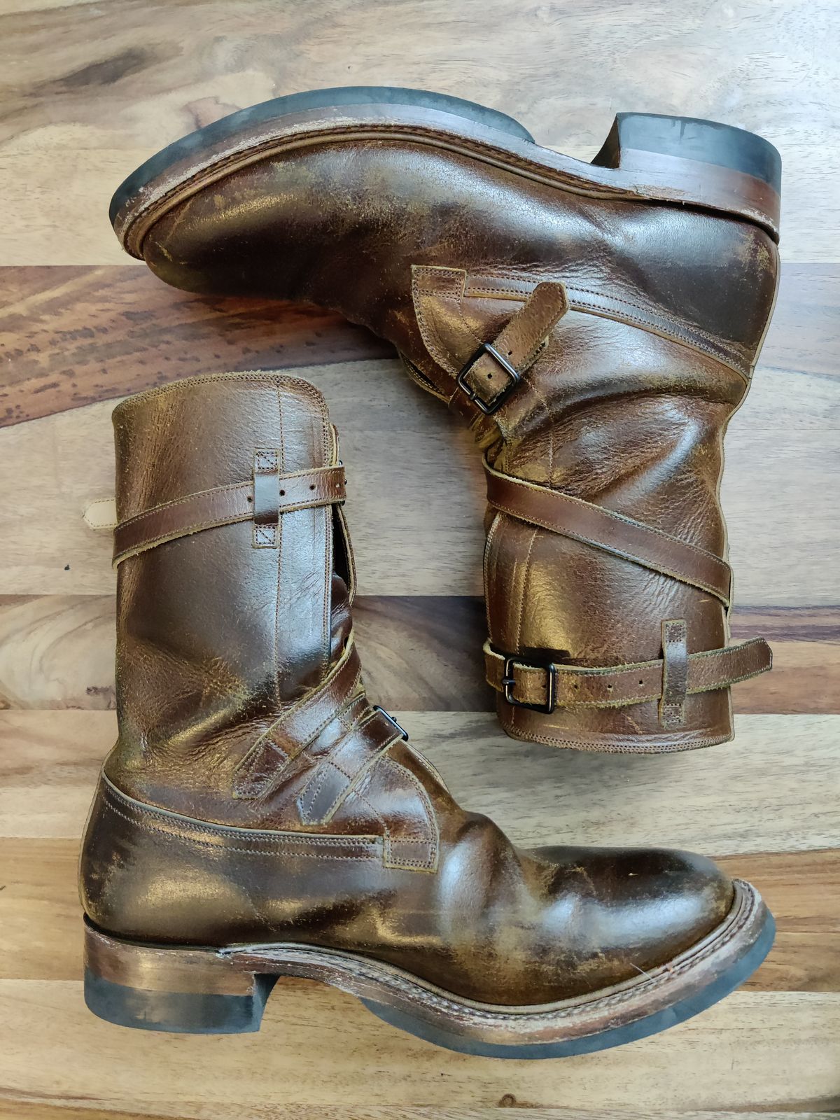Photo by aDogNamedMerle on July 12, 2023 of the Eastman Leather Tanker Boots in Horween Havana Burnished Roughout.